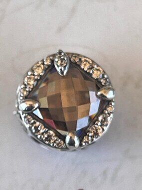 Authentic Pandora Radiant Grains of Energy Golden Charm #797650CCZ